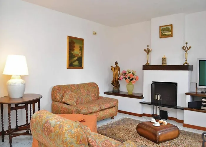 Villa With 3 Bedrooms In Genova, With Wonderful Mountain View, Enclose