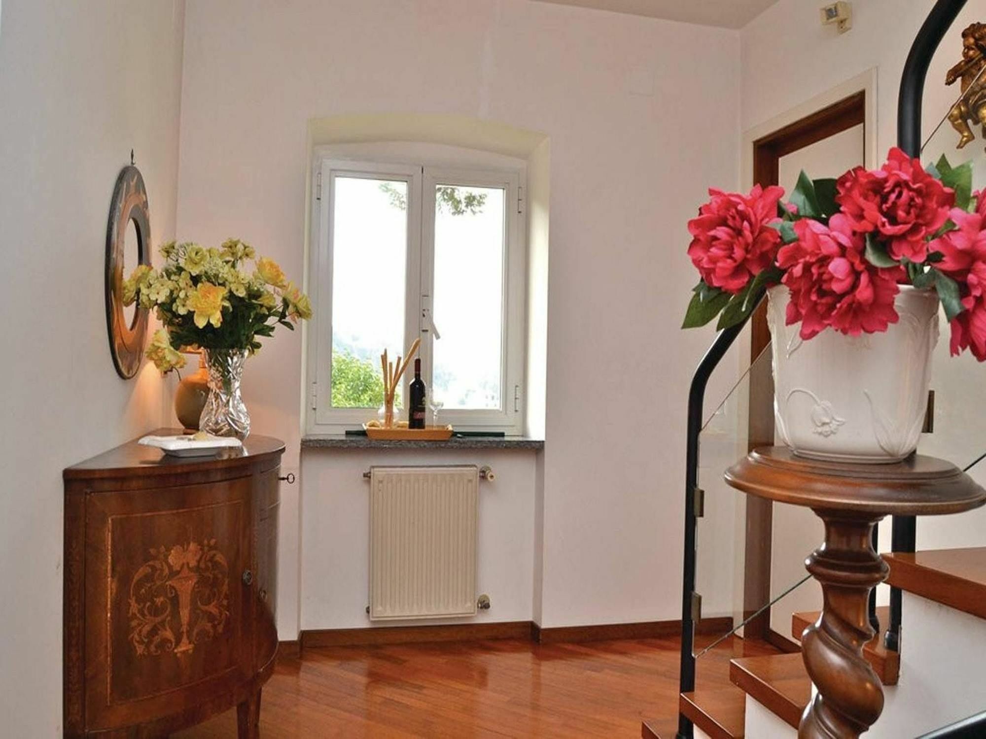 Villa With 3 Bedrooms In Genova, With Wonderful Mountain View, Enclose