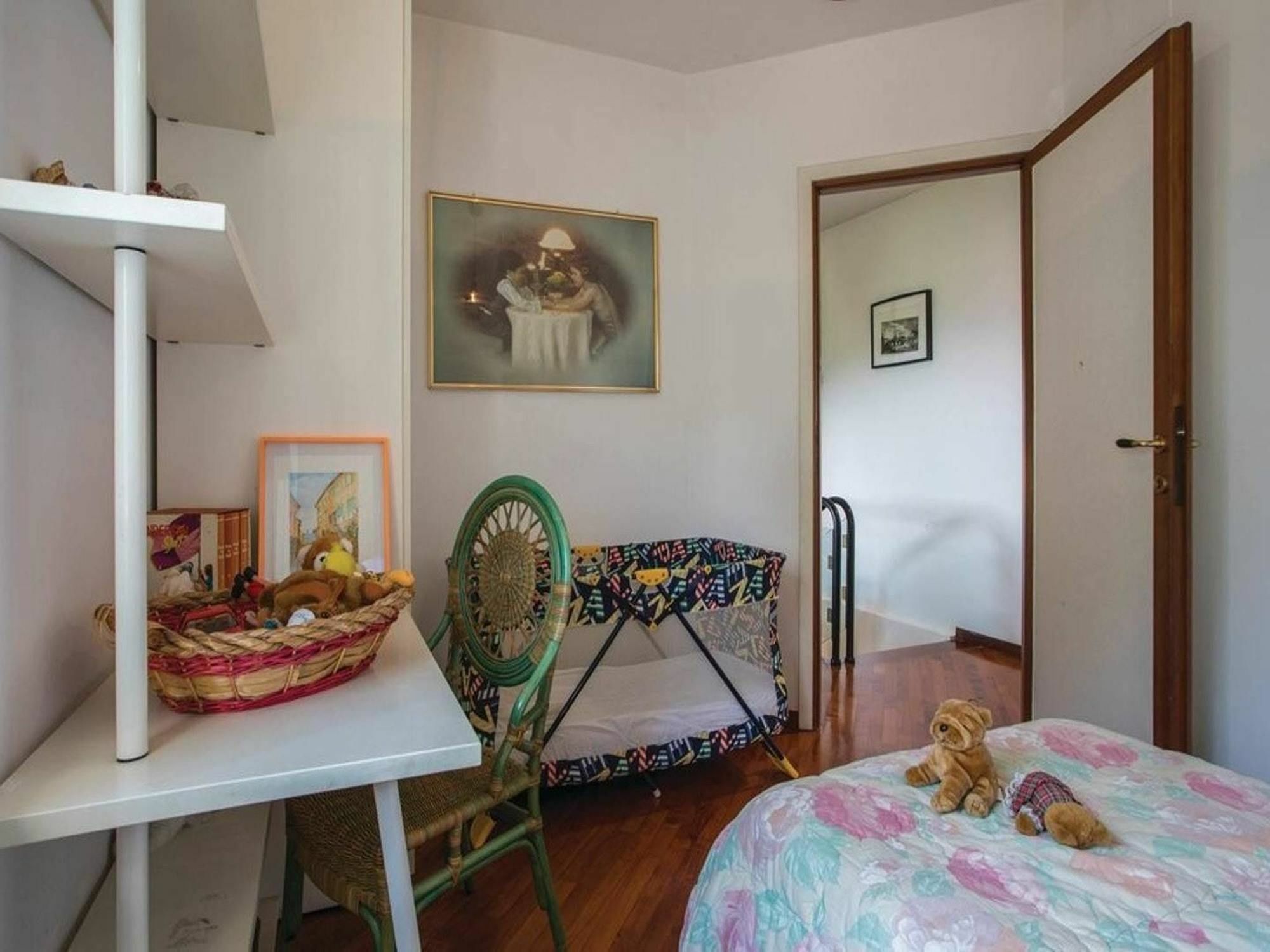 With 3 Bedrooms In Genova, With Wonderful Mountain View, Enclose Villa Genova