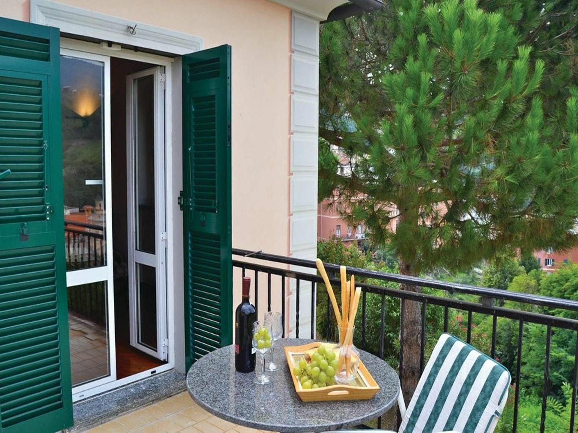 Villa With 3 Bedrooms In Genova, With Wonderful Mountain View, Enclose