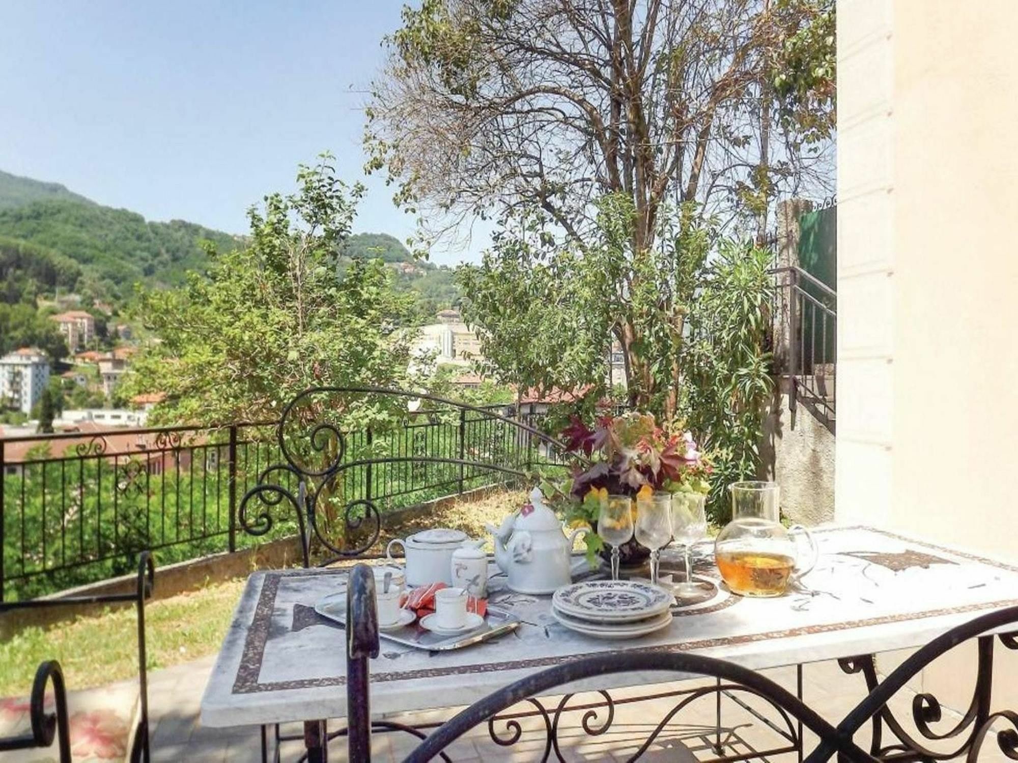 Villa With 3 Bedrooms In Genova, With Wonderful Mountain View, Enclose Genova